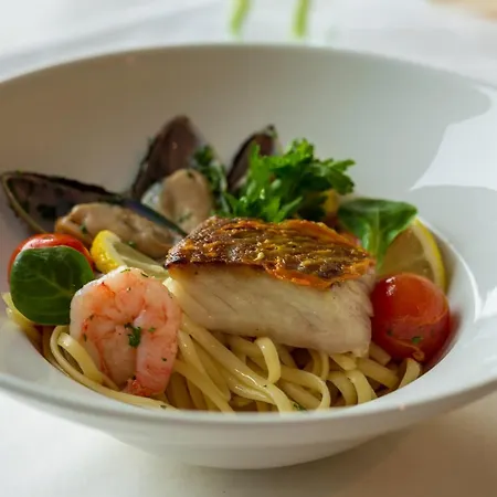 Gaestehaus Am Elberadweg By Alte Fischerkate Pensionat 4*