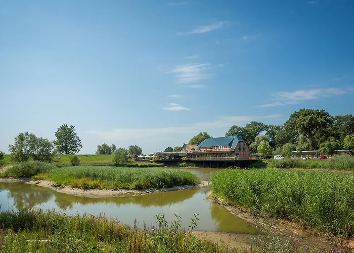 Gaestehaus Am Elberadweg By Alte Fischerkate بيت ضيافة